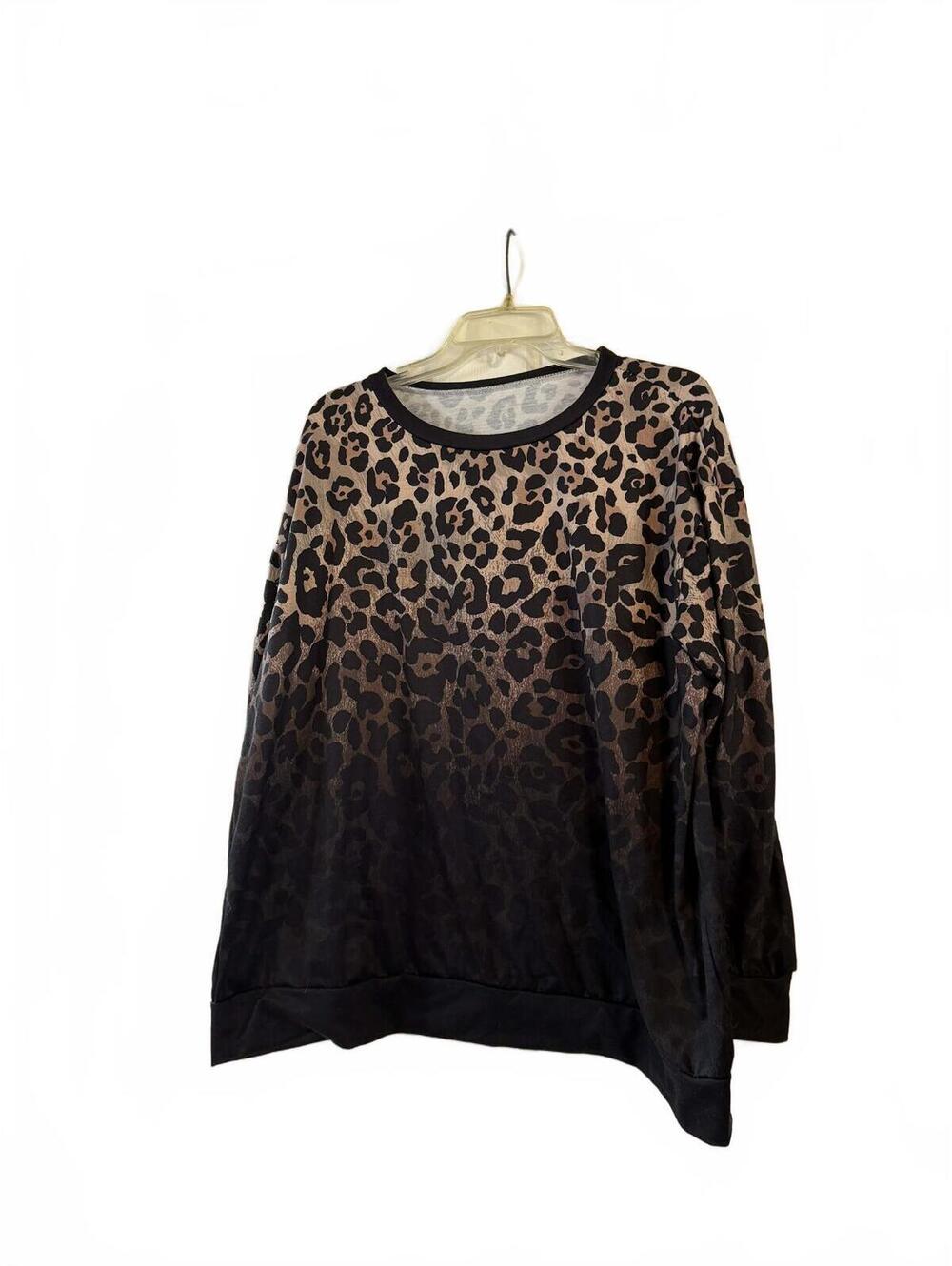 Leopard Print Ombre Long Sleeve Sweatshirt